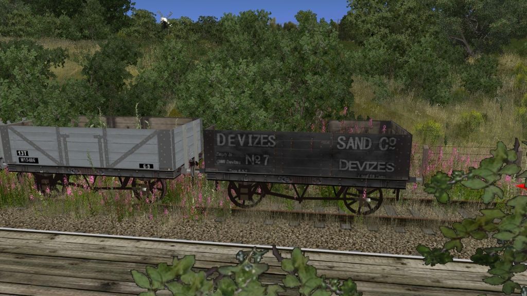Weatheredwagon1.jpg